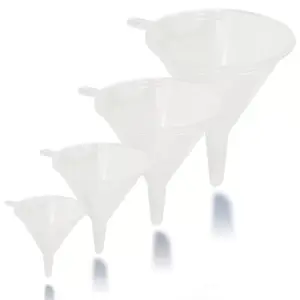 funil de plástico transparente