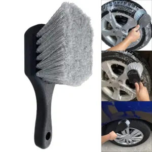 escova de limpeza de pneus